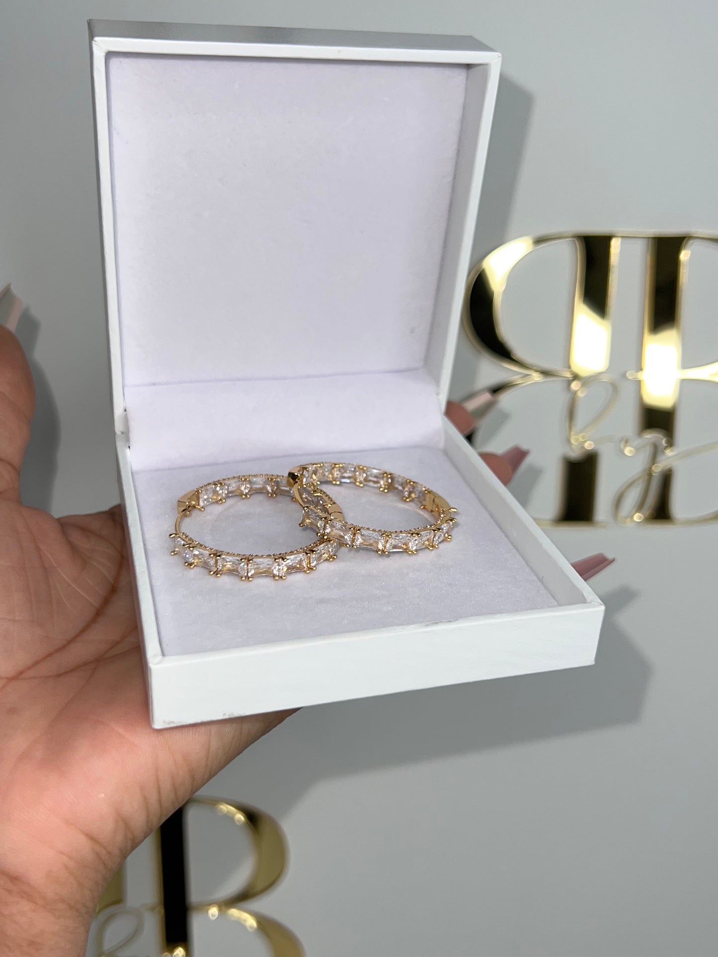 Jasmine Hoops