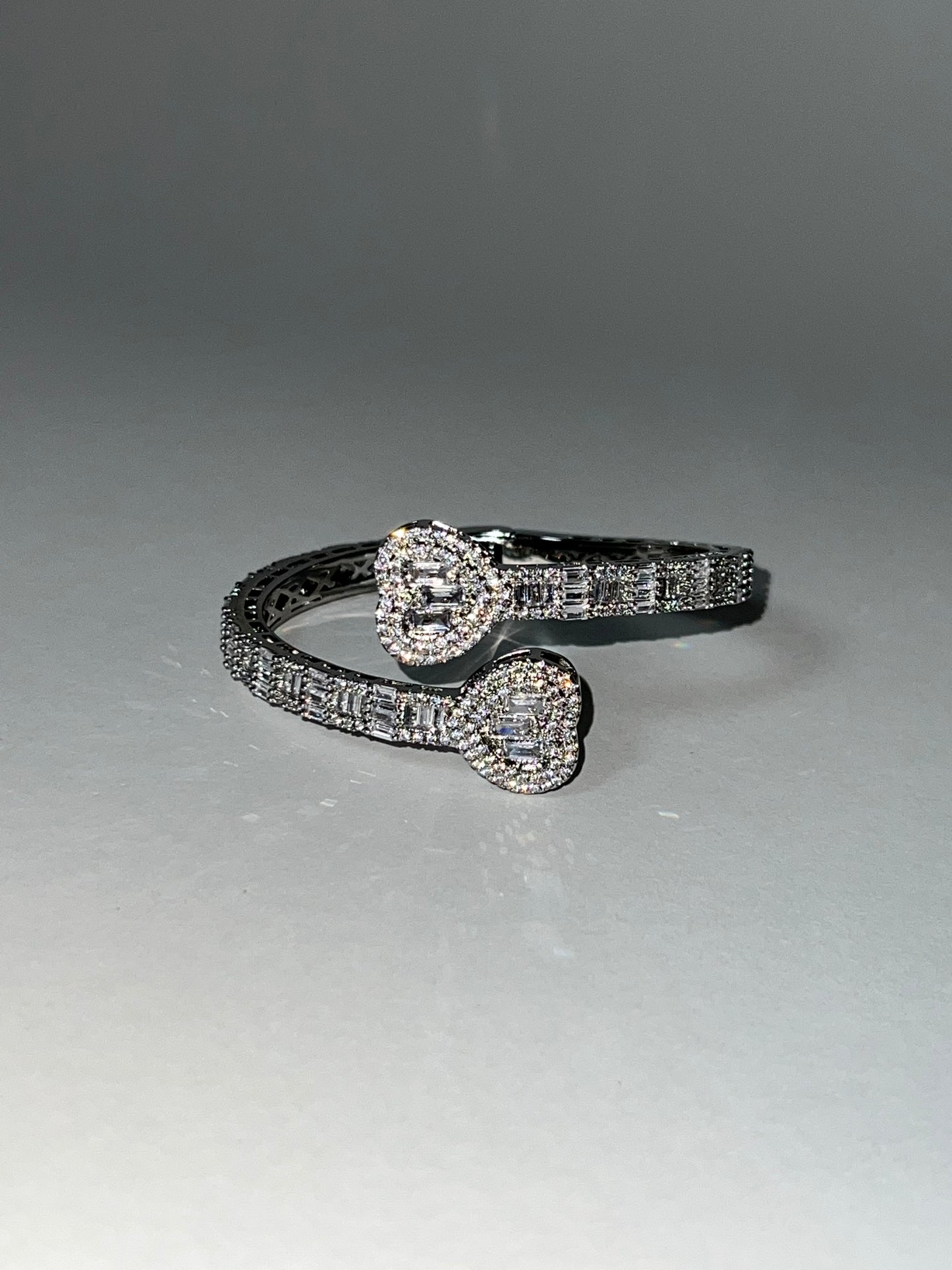 Heart Deluxe Bangle