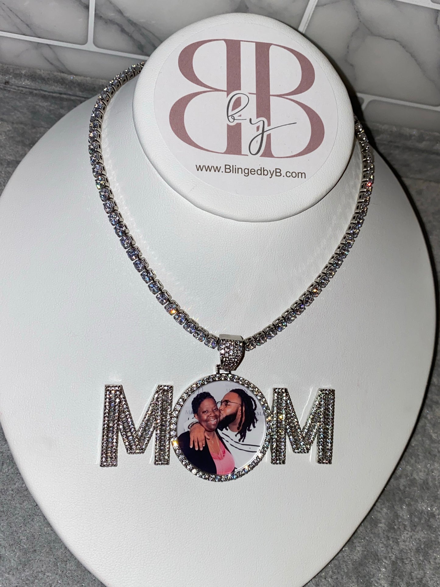 MOM Picture Bling